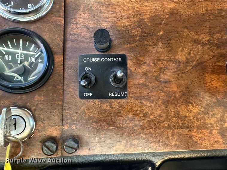 image for item JD9138 1995 Peterbilt 378  seed tender truck