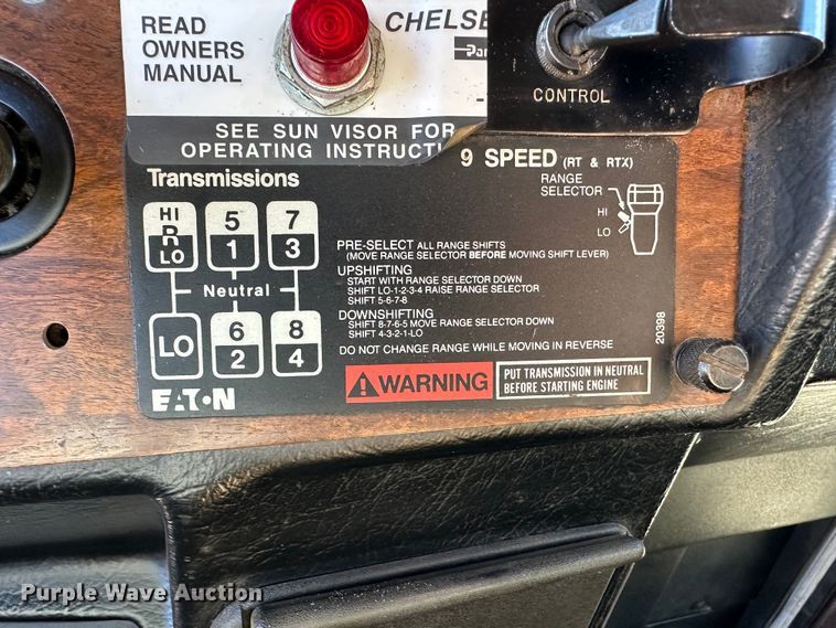 image for item JD9138 1995 Peterbilt 378  seed tender truck