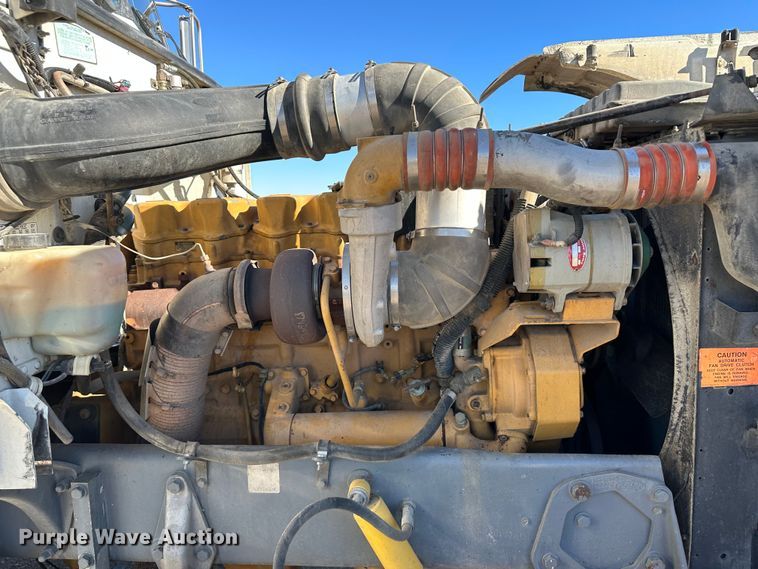 image for item JD9138 1995 Peterbilt 378  seed tender truck