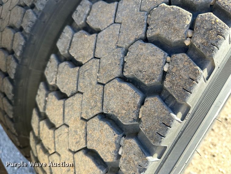 image for item JD9138 1995 Peterbilt 378  seed tender truck