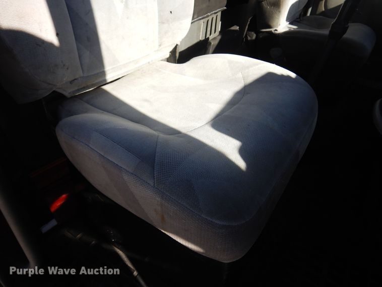 image for item JJ9656 2006 Volvo VNL  semi truck