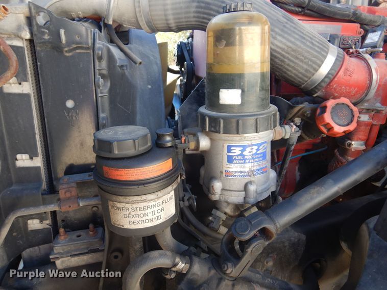 image for item JJ9656 2006 Volvo VNL  semi truck