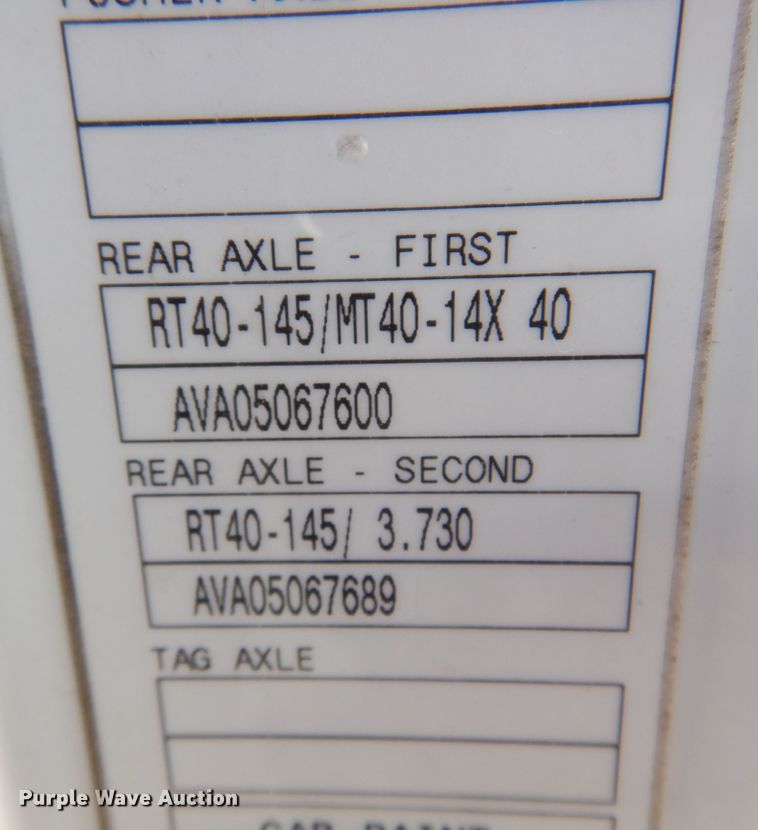 image for item JJ9656 2006 Volvo VNL  semi truck