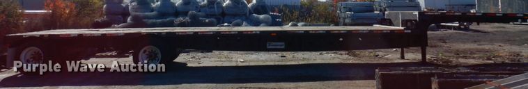 image for item JL9852 2005 Transcraft DTL-2100 W2  drop deck trailer