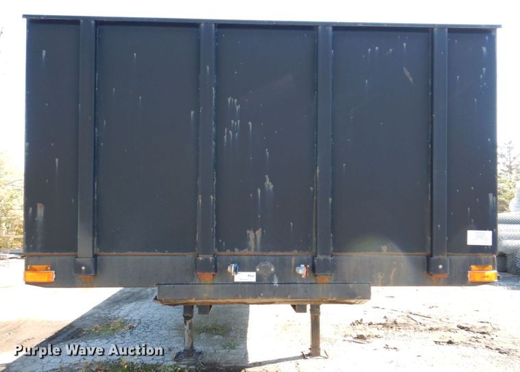 image for item JL9852 2005 Transcraft DTL-2100 W2  drop deck trailer
