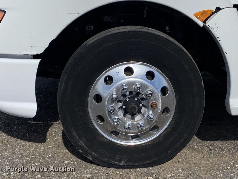 image for item JW9331 2014 Kenworth T660  semi truck