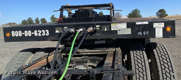 image for item JW9342 2014 Trail King TK80HT-533  drop deck equipment trailer