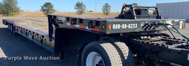 image for item JW9342 2014 Trail King TK80HT-533  drop deck equipment trailer