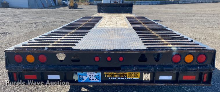image for item JW9342 2014 Trail King TK80HT-533  drop deck equipment trailer