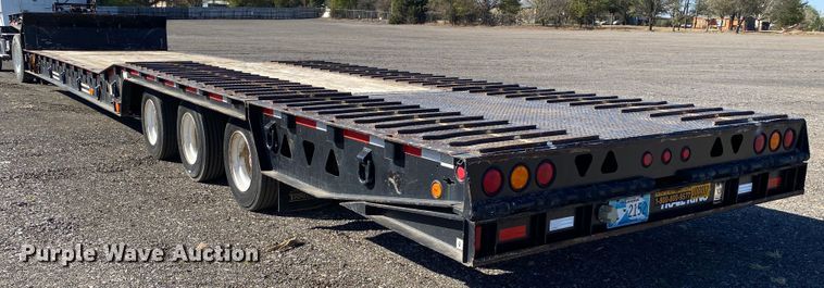 image for item JW9342 2014 Trail King TK80HT-533  drop deck equipment trailer