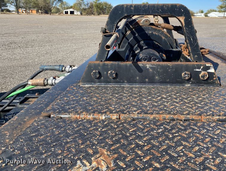 image for item JW9342 2014 Trail King TK80HT-533  drop deck equipment trailer