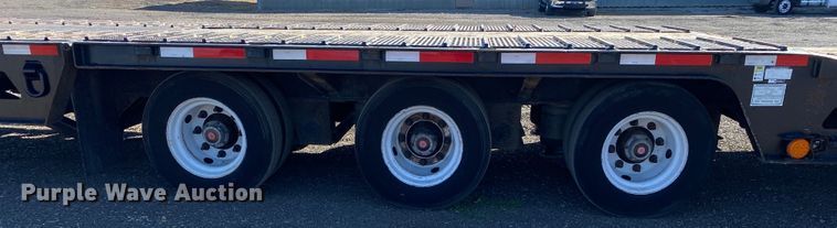 image for item JW9342 2014 Trail King TK80HT-533  drop deck equipment trailer