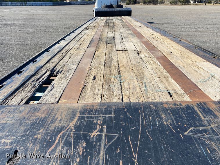 image for item JW9344 2007 Landoll  drop tilt deck equipment trailer