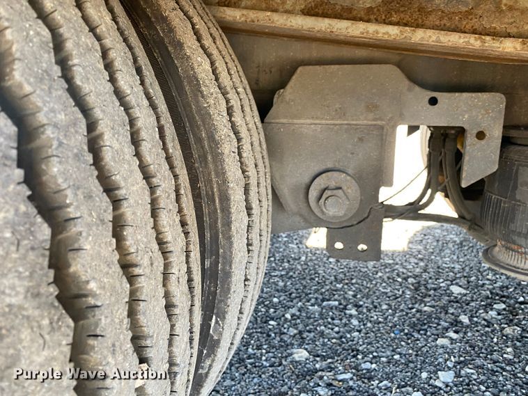 image for item JW9344 2007 Landoll  drop tilt deck equipment trailer