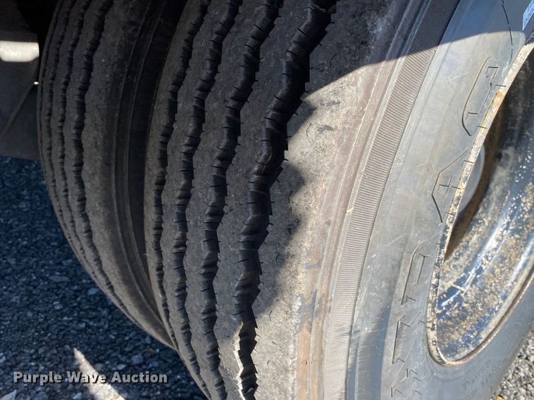 image for item JW9344 2007 Landoll  drop tilt deck equipment trailer