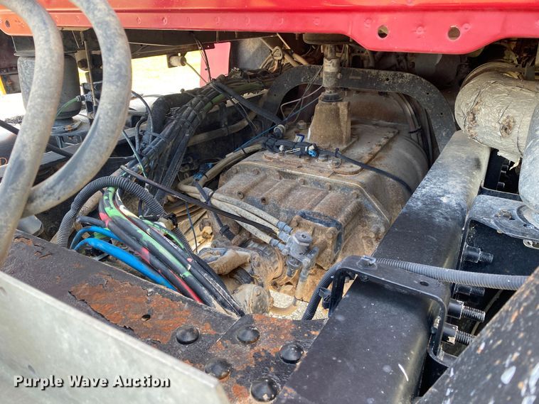 image for item JW9422 2008 Mack CHU613  semi truck