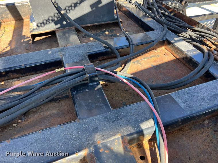 image for item KF9848 2013 Wally-Mo H-7CC  car carrier