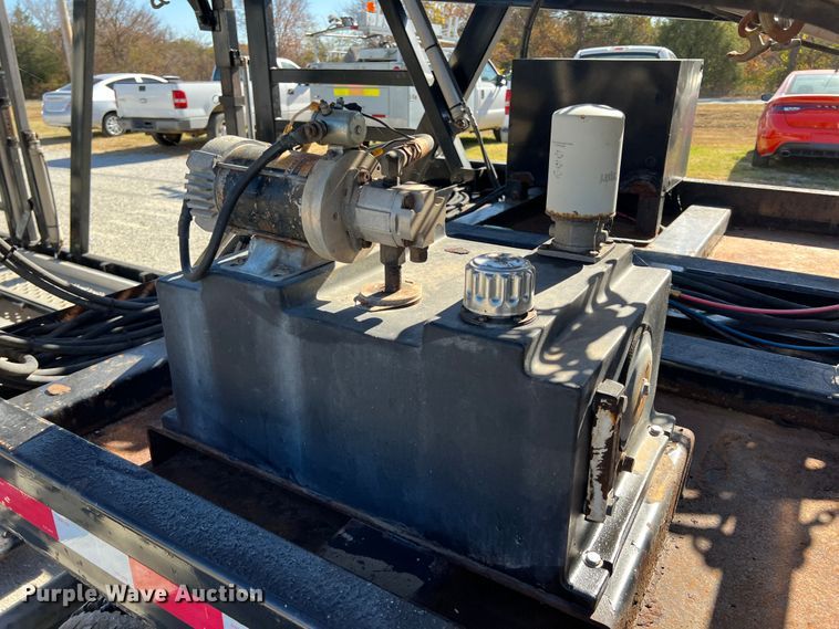 image for item KF9848 2013 Wally-Mo H-7CC  car carrier