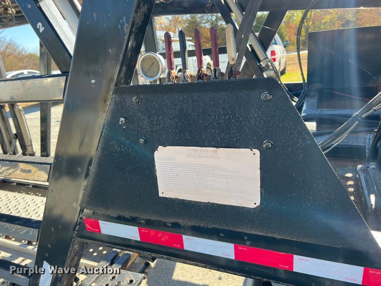 image for item KF9848 2013 Wally-Mo H-7CC  car carrier