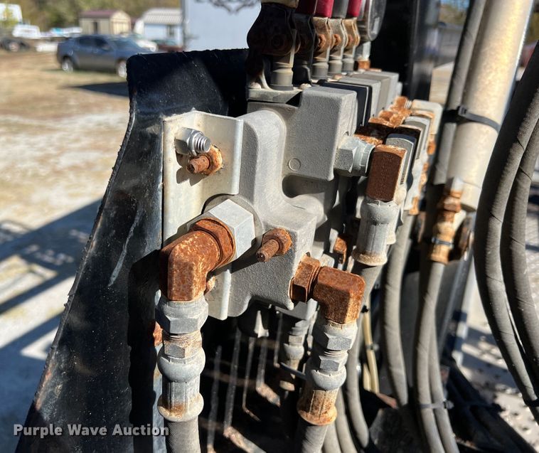 image for item KF9848 2013 Wally-Mo H-7CC  car carrier