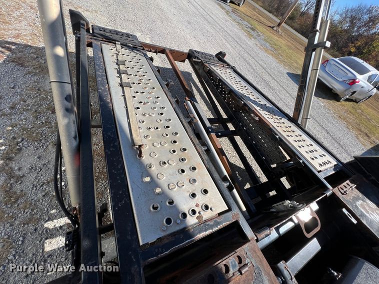 image for item KF9848 2013 Wally-Mo H-7CC  car carrier