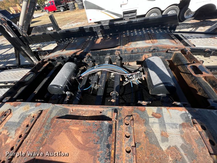 image for item KF9848 2013 Wally-Mo H-7CC  car carrier