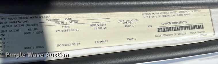 image for item KF9849 2009 Volvo VNL  semi truck