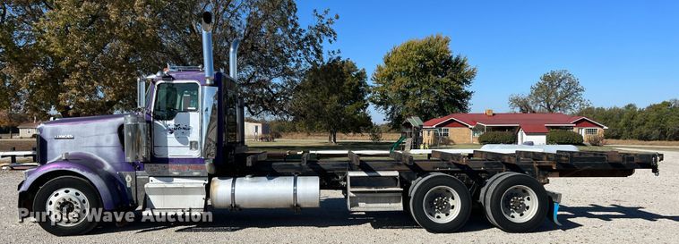 image for item KF9853 1998 Kenworth W900  truck cab and chassis