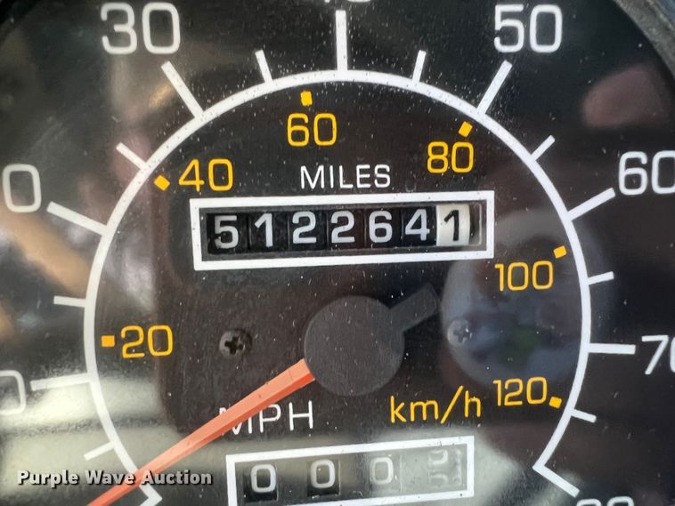 image for item KF9853 1998 Kenworth W900  truck cab and chassis