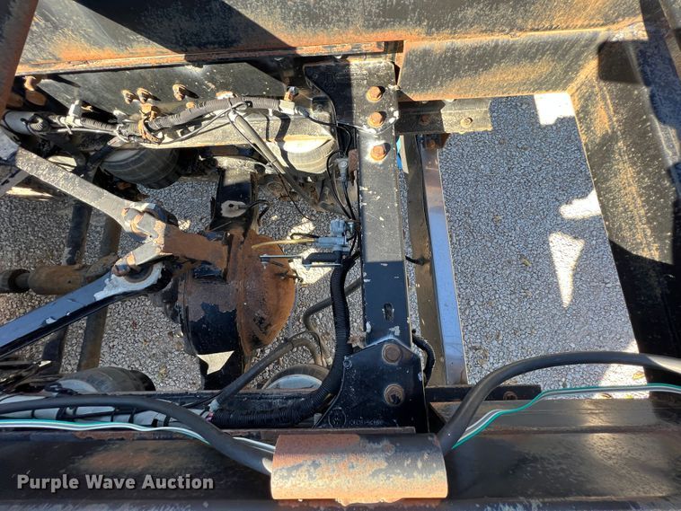 image for item KF9853 1998 Kenworth W900  truck cab and chassis