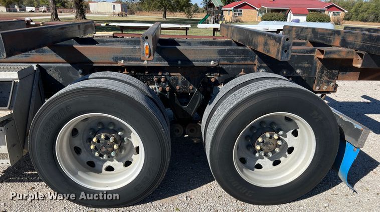 image for item KF9853 1998 Kenworth W900  truck cab and chassis