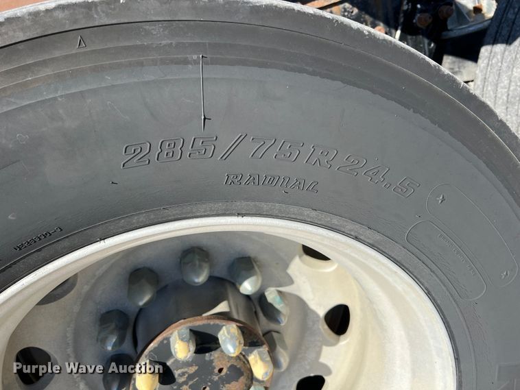 image for item KF9853 1998 Kenworth W900  truck cab and chassis