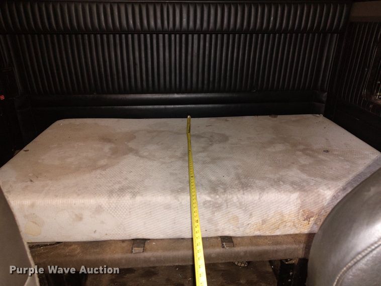 image for item KI9974 2013 Kenworth T660  semi truck