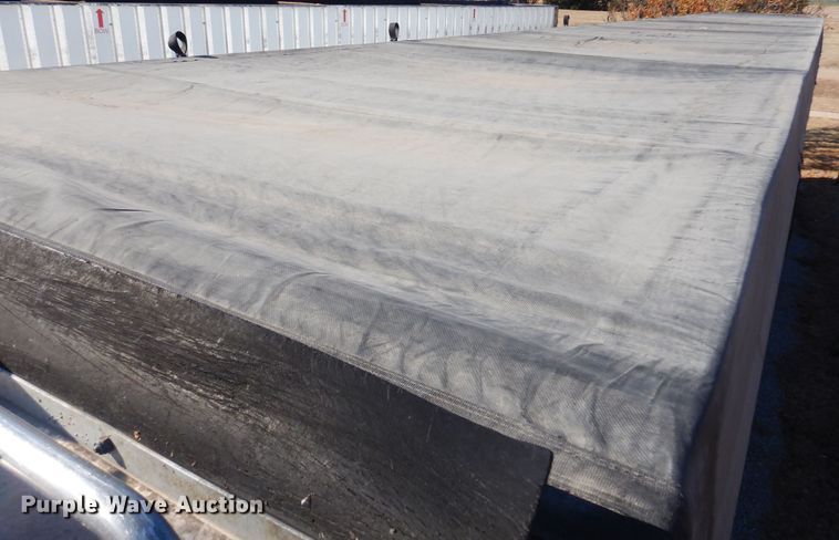 image for item KJ9022 2011 Wilkens 0K2HA32VCFSA  walking floor trailer