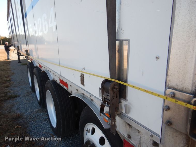 image for item KJ9022 2011 Wilkens 0K2HA32VCFSA  walking floor trailer
