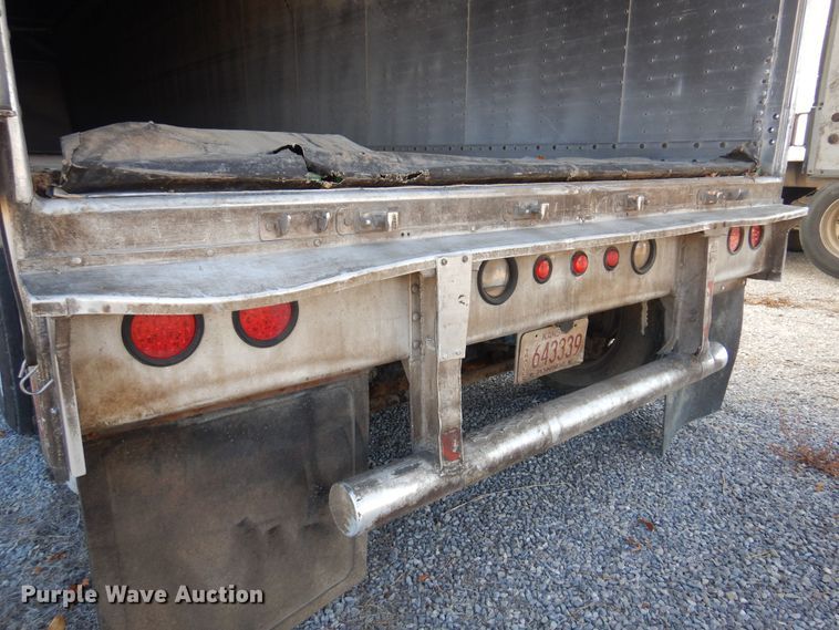image for item KJ9022 2011 Wilkens 0K2HA32VCFSA  walking floor trailer