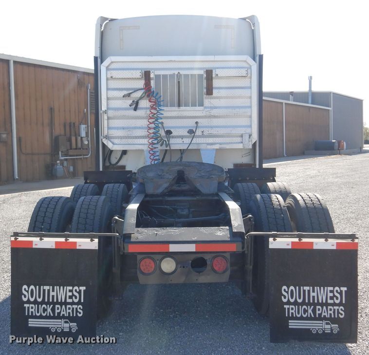 image for item KJ9024 2007 Kenworth T600B semi truck