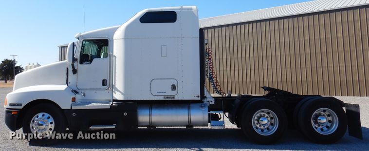image for item KJ9024 2007 Kenworth T600B semi truck