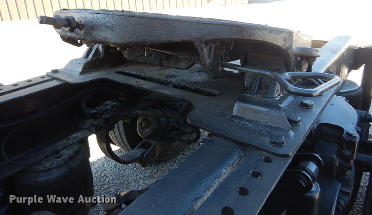 image for item KJ9024 2007 Kenworth T600B semi truck