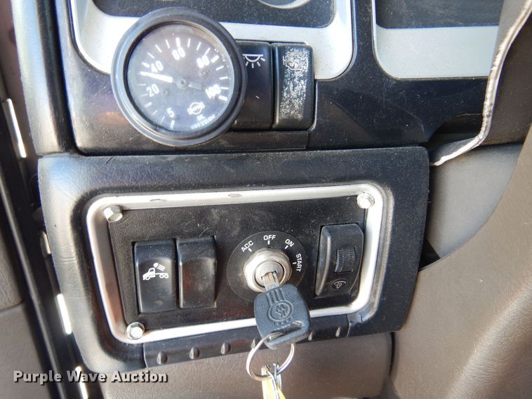 image for item KJ9024 2007 Kenworth T600B semi truck