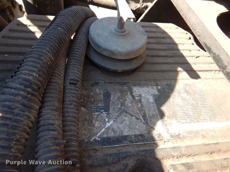 image for item KJ9024 2007 Kenworth T600B semi truck