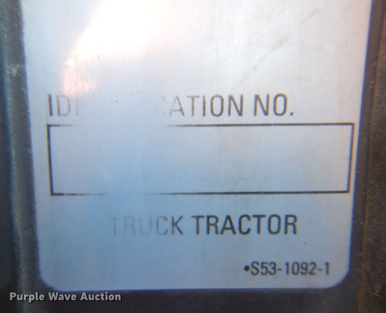 image for item KJ9024 2007 Kenworth T600B semi truck