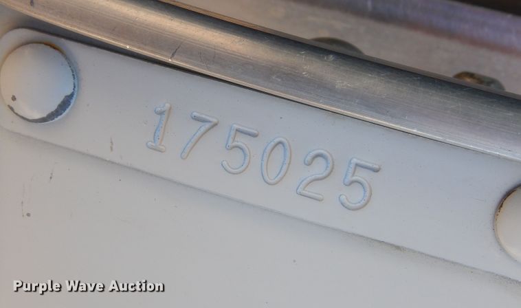 image for item KJ9024 2007 Kenworth T600B semi truck