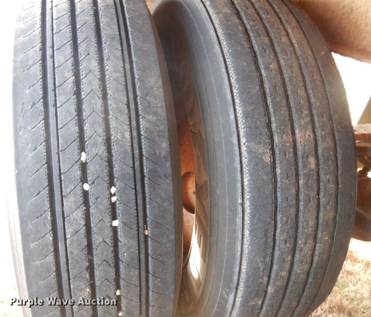 image for item KJ9029 1989 Doonan 42D24  grain trailer