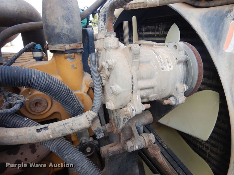 image for item KJ9031 2001 Sterling A9500  semi truck