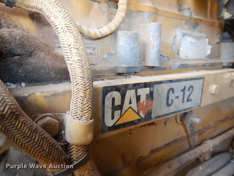 image for item KJ9031 2001 Sterling A9500  semi truck