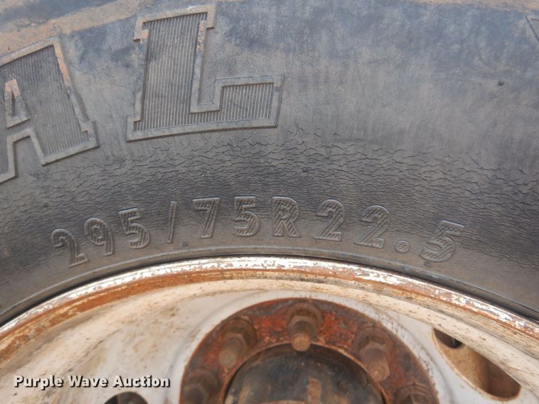 image for item KJ9031 2001 Sterling A9500  semi truck