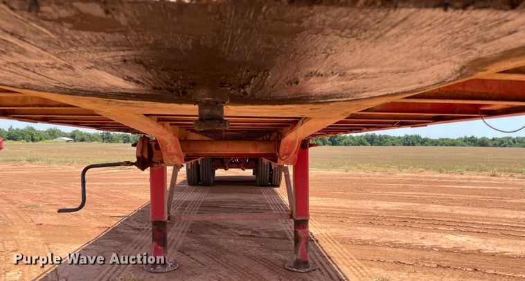 image for item KJ9759 1981 Nabors  flatbed trailer