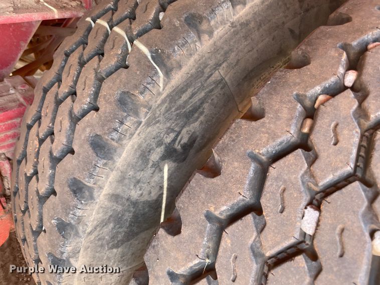 image for item KJ9759 1981 Nabors  flatbed trailer