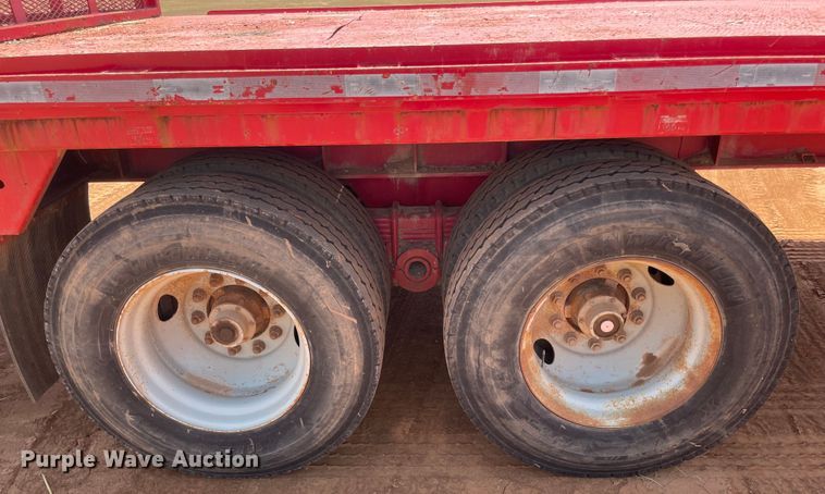 image for item KJ9759 1981 Nabors  flatbed trailer